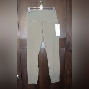 Lululemon Wunder Train HR Tight 25”